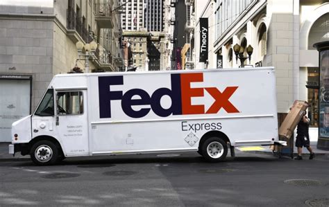 fedex buying hermes|FedEx rumoured to be buying part of Hermes .